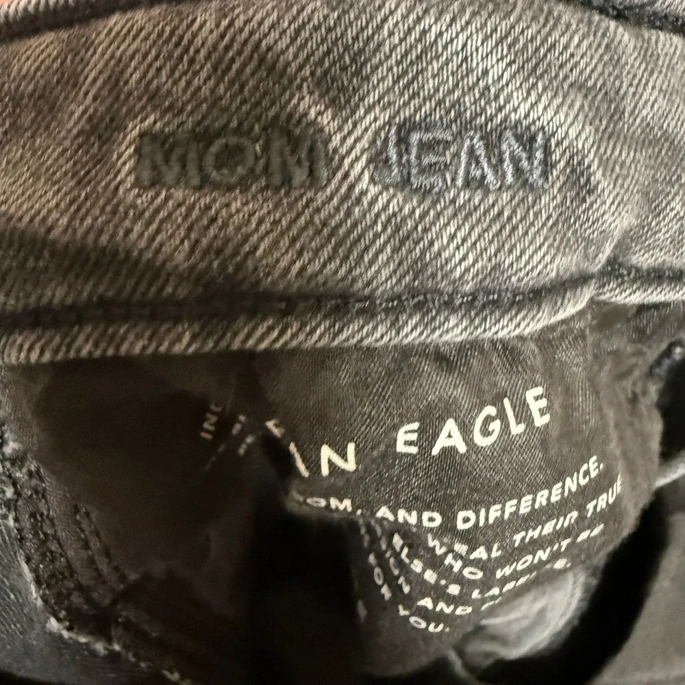 American Eagle Womens Mom Jean High‎ Rise Size 6 Regular Gray Stretch Denim